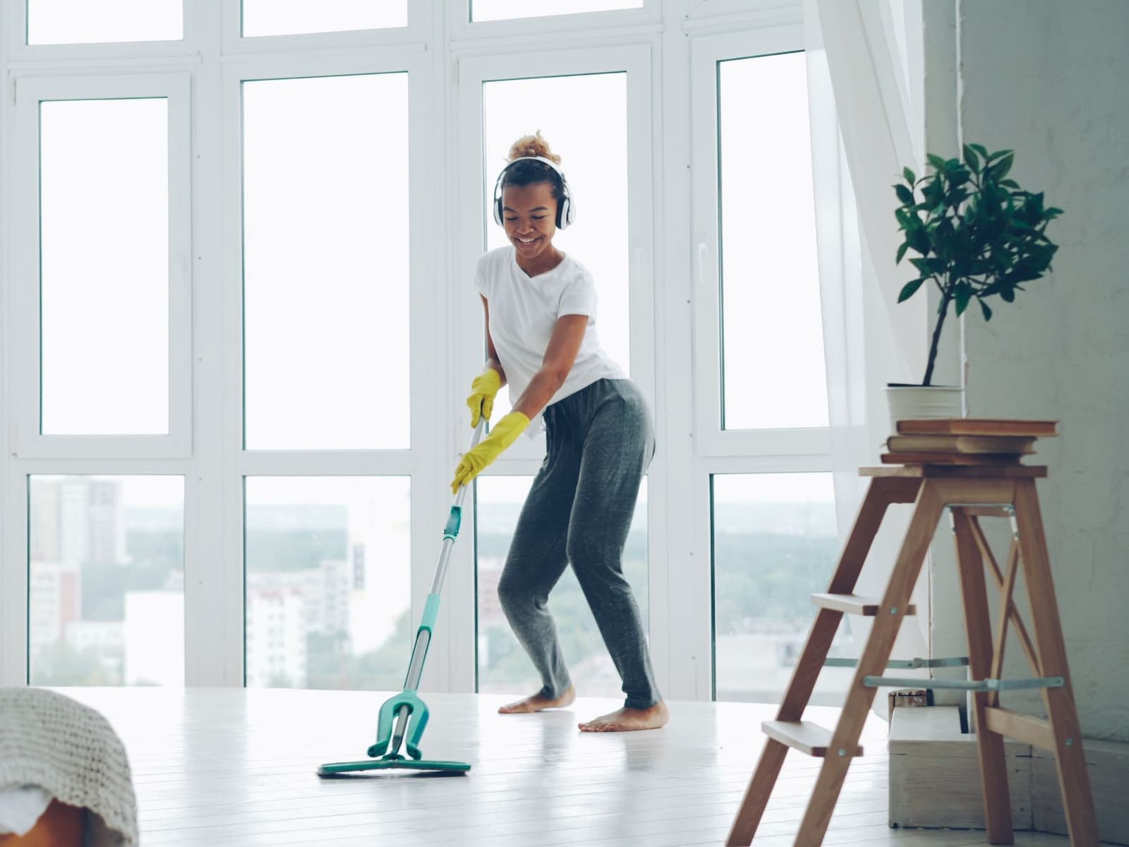 Move-In / Move-Out Cleaning